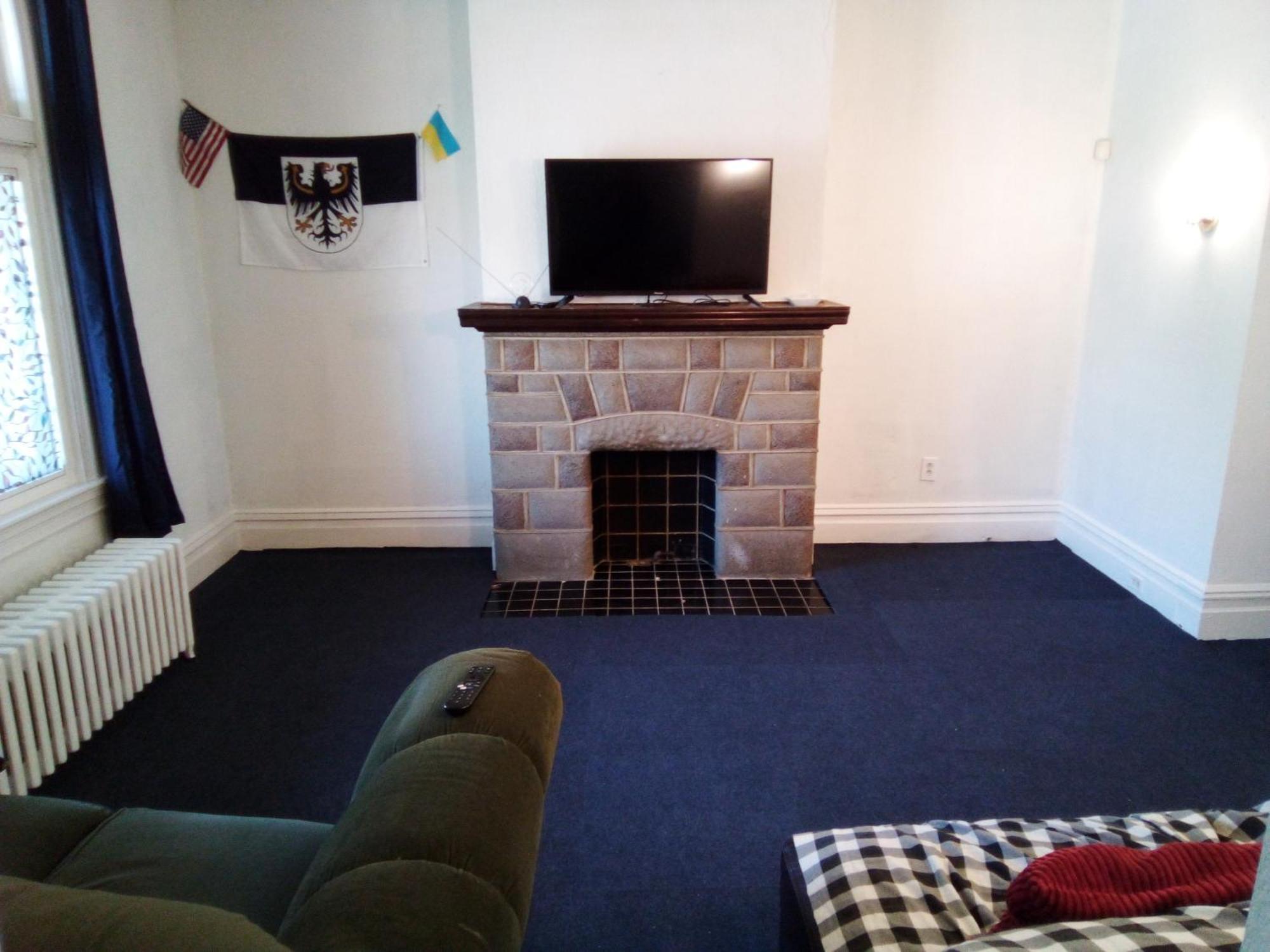 A Cozy Bedroom For You To Relax Pittsburgh Exterior photo